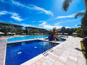 Family retreat | Beachfront resort with pools - Image 5