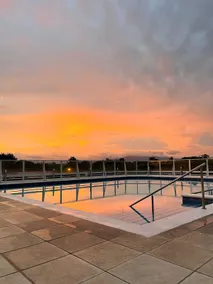 5 minutes from the beach | Comfortable suite with a pool - Image 3