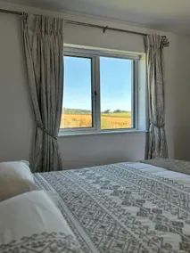 Small House - Image 3