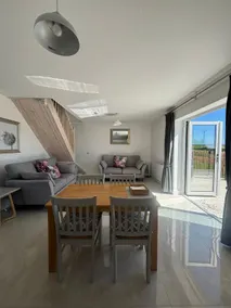 Small House - Image 2