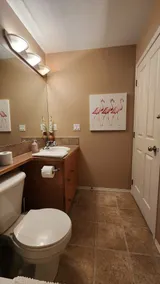 Spacious, private 4 bedroom home - Image 3