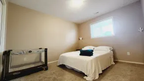 Spacious, private 4 bedroom home - Image 2