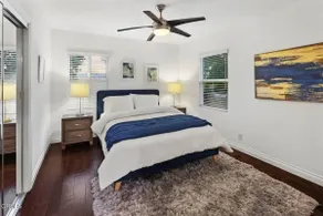 Glendale Hills Hideaway - Image 4