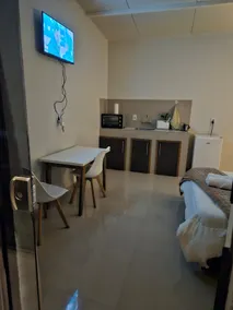 Abbey Road Inn - Image 3