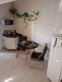 Cozy apartment 15 min from Airport. - Image 3