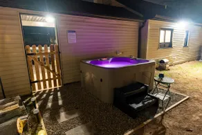 Hatfield's Hidden Gem •Hot Tub •Fire Pit - Image 3