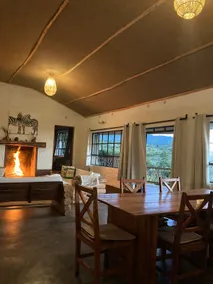 Home overlooking wildlife conservancy - Image 5
