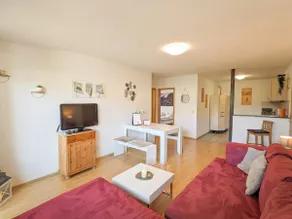 Forest path, up to 8 people, terrace & barbecue, on the hiking trail - Image 3