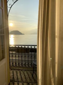Lakefront Home by the Harbour - Il Porticciolo - Image 2