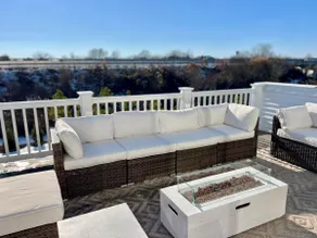 New Modern Beach Home, Close to Beaches - Image 4