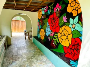 Charming Spanish Villa Near Bishop Arts - Image 5