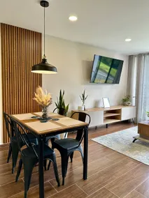Modern and Comfortable APT | 3 Rooms / Parking - Image 3