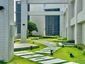 Kaohsiung brand new Sanduo & Exhibition Hall & General Map & Moon Hostel next to Pier 2 - Image 5