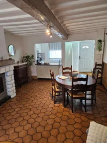 Quiet country house - Image 2