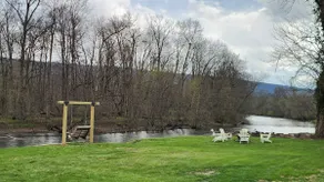 Cozy Cabin on the Creek, with Hot Tub! - Image 4