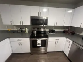 New and cozy Entire Apartment - Image 3