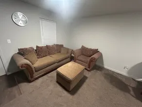 New and cozy Entire Apartment - Image 4