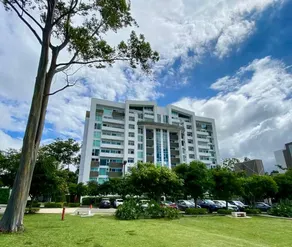 Elegant Apartment 6-12 near the Airport. - Image 4