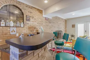 Peaceful guest suite just 15 minutes from downtown - Image 4