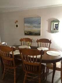 Cozy 2 bedroom with large family room. - Image 2