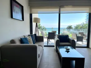 405 Spacious apartment with ocean views - Image 4