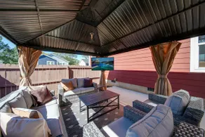 Contemporary Comfort - Charlotte Region - Image 2