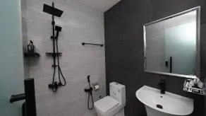 Luxury Hotel Studio with Self Check-in - V106 - Image 5