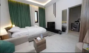 Luxury Hotel Studio with Self Check-in - V106 - Image 2