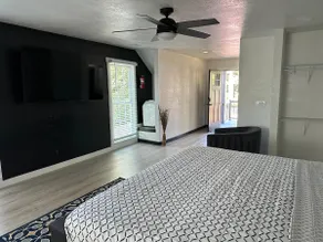 Cozy Private suite - Image 2
