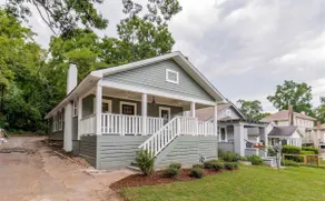 Centrally Located, Pets Welcome, WALK to UAB & ASC - Image 2
