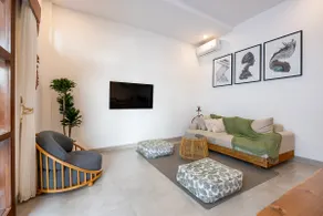 Modern 3BR Villa w/private pool & rice field views - Image 5