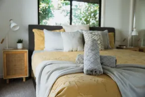 Sleeps 7! 200 meters to beach - A Whole Townhouse - Image 2