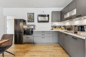 Wood & Deer Loft | Parking and Dog-Friendly - Image 4