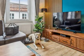 Wood & Deer Loft | Parking and Dog-Friendly - Image 2
