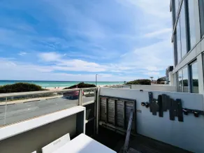 Absolute Beachfront Apartment - Image 3