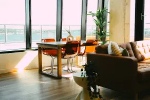 NEW Pause Penthouse Lofts -Downtown- Free Parking - Image 5
