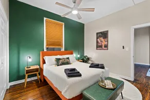 Tropical Vibrant Modern Home Near Downtown Cincy - Image 2