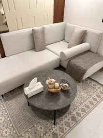 Luxury apartment with modern and sophisticated design - Image 2