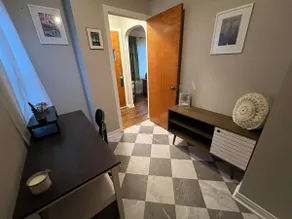 Elegant 3-bedroom Home in Cicero - Image 3