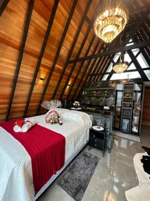 Black Diamond Romantic with heated pool - Image 3