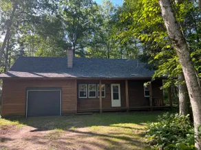 Cottage in the Woods -Birch Lake - Image 2