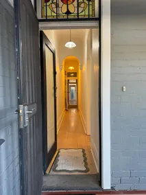 Manly beach house - Image 2