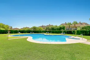 Villa Jacqueline la Alcaidesa luxurious spacious - Image 3
