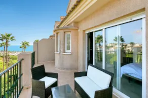 Villa Jacqueline la Alcaidesa luxurious spacious - Image 5