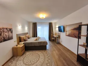 Cozy old town apartment with parking - Image 4