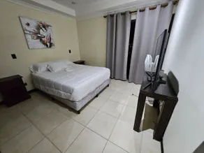 2BR Penthouse #2B W/Pool views - Image 3