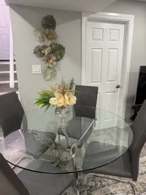 Cozy Private Suite Near Devonshire Mall & Parking - Image 4