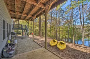 Cozy Lake Hartwell Waterfront Getaway - Image 2