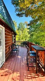 Cozy Cabin Escape w/Hot Tub, King Bed & Fire Pit - Image 5