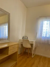 Whole three bedrooms near station home - Image 4